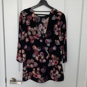 Aritzia wilfred floral savane top small preloved